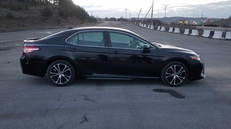 Toyota Camry • 2019 • 72,000 km