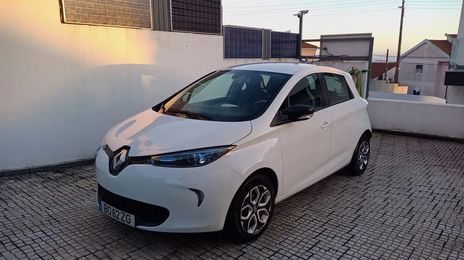 Renault Zoé • 2017 • 52,000 km