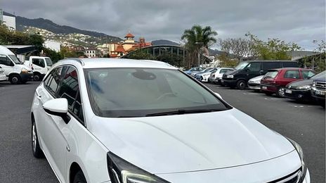 Opel Astra • 2016 • 127,000 km