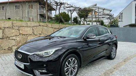 Infiniti Q • 2017 • 100,000 km