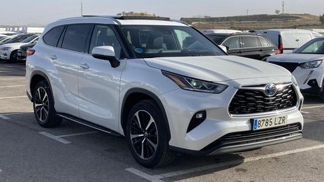 Toyota Highlander Hybrid • 2022 • 46,424 km