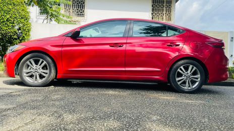 Hyundai Elantra • 2018 • 33,000 km