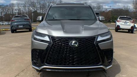 Lexus LX • 2023 • 10,218 km