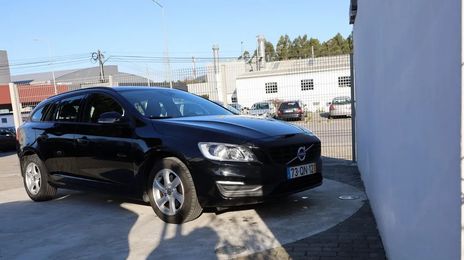 Volvo V60 • 2015 • 129,100 km