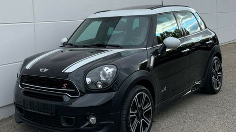 MINI Cooper S • 2016 • 117,000 km