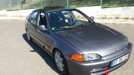 Honda Civic • 1995 • 190,000 km