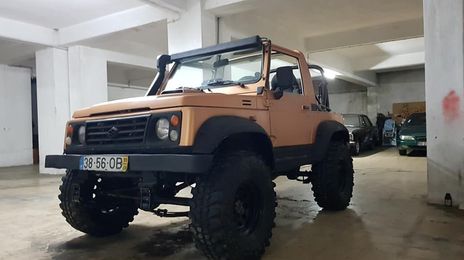 Suzuki Samurai • 2015 • 89,000 km