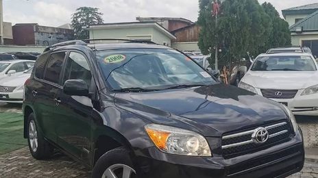 Toyota RAV4 • 2008 • 14 km