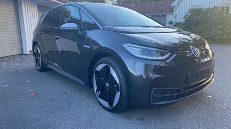 Volkswagen ID.4 • 2021 • 24,500 km