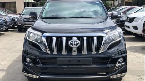 Toyota Land Cruiser • 2015 • 100,000 km