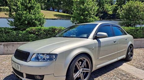 Audi A4 • 2003 • 190,000 km