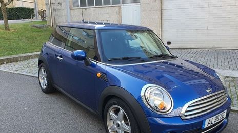 MINI Cooper • 2009 • 149,000 km