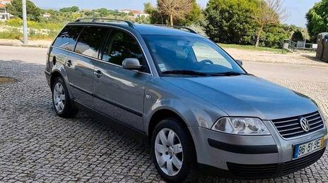 Volkswagen Passat • 2001 • 249,999 km