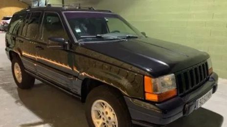 Jeep Grand Cherokee • 1998 • 200,000 km