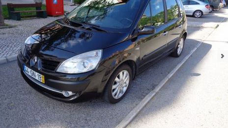 Renault Scénic • 2008 • 82,370 km