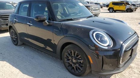 MINI Cooper • 2022 • 10,000 mi