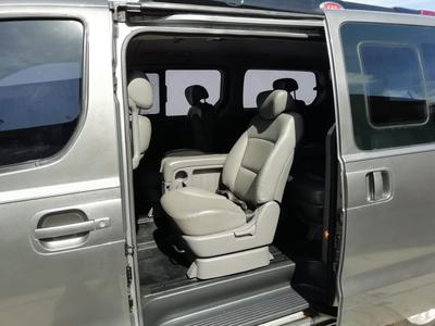 Hyundai H1 • 2013 • 48,900 km