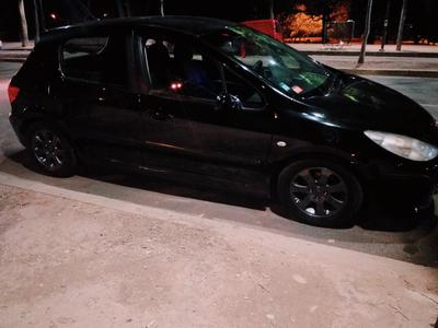 Peugeot 307 • 2008 • 156,000 km