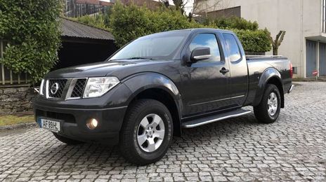 Nissan Navara • 2008 • 300,000 km