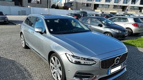 Volvo V90 • 2016 • 119,000 km
