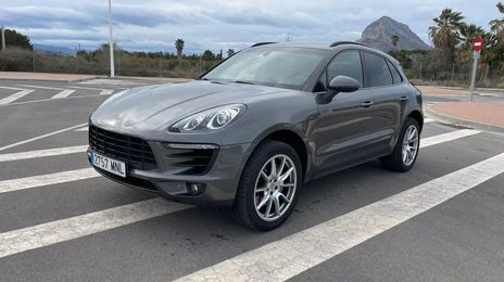 Porsche Macan • 2014 • 193,000 km