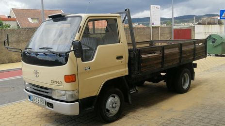 Toyota Dyna • 1999 • 239,000 km