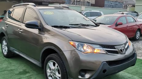 Toyota RAV4 • 2013 • 25 km