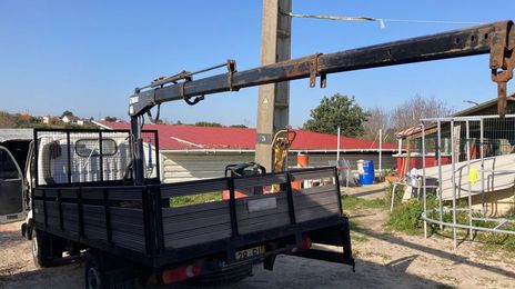 Nissan Cabstar E - T • 2001 • 220,000 km