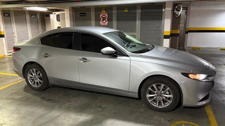 Mazda 3 • 2020 • 25,890 km