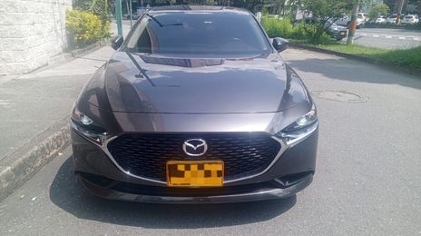 Mazda 3 • 2021 • 44,200 km