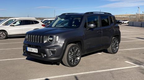 Jeep Renegade • 2022 • 9,661 km
