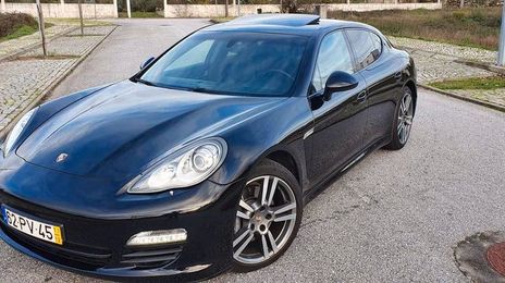 Porsche Panamera • 2011 • 90,000 km