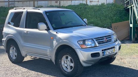 Mitsubishi Pajero • 2000 • 200,000 km