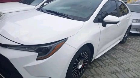 Toyota Corolla • 2018 • 50,000 km