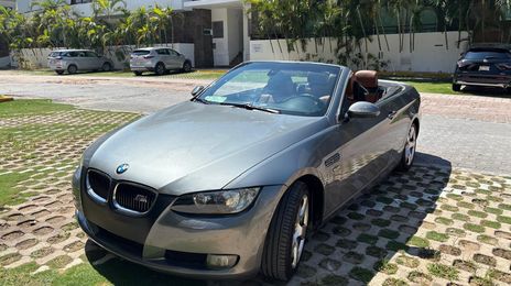 BMW 3 Series • 2009 • 180,000 km