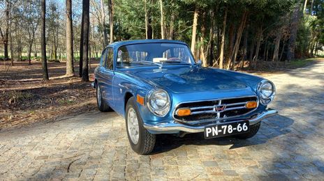 Honda S2000 • 1969 • 27,000 km