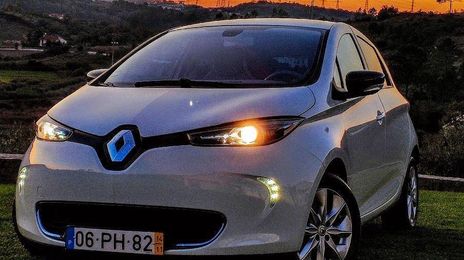 Renault Zoé • 2014 • 100,000 km