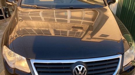 Volkswagen Passat • 2008 • 250,000 km