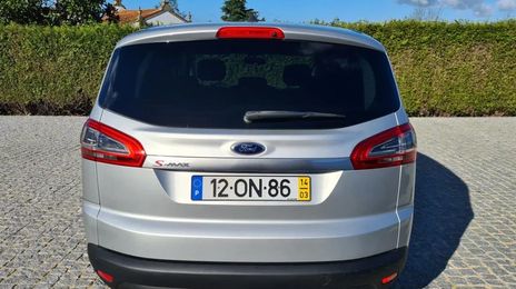 Ford S-Max • 2014 • 164,000 km