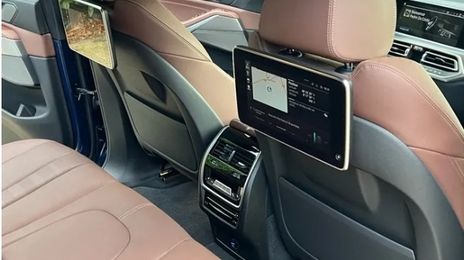 BMW X5 • 2020 • 51,500 km