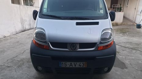 Renault Scénic • 2009 • 125,000 km