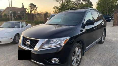 Nissan Pathfinder • 2014 • 120,000 km