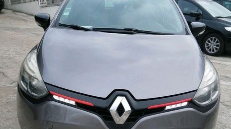 Renault Clio • 2015 • 180,000 km