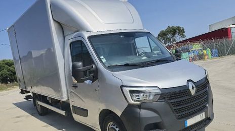 Renault Master • 2019 • 125,000 km
