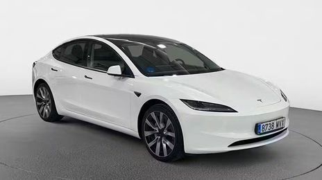 Tesla Model 3 • 2024 • 2,750 km