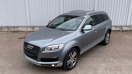 Audi Q7 • 2006 • 159,654 km
