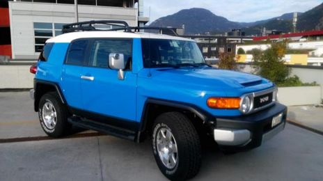 Toyota FJ Cruiser • 2009 • 121,000 km