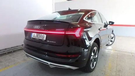 Audi e-tron • 2021 • 50,000 km