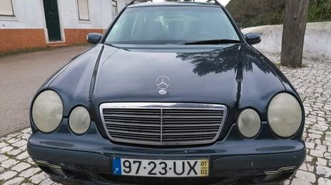 Mercedes-Benz 190 E • 2001 • 300,000 km