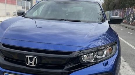 Honda Civic • 2019 • 96,000 km